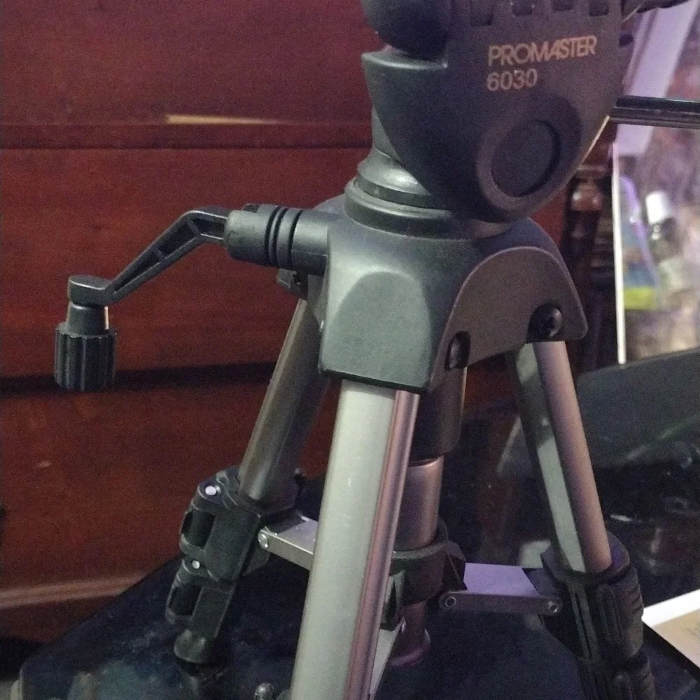Promaster 6030 Tripod (used once)
